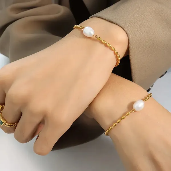 Gold_Bracelets_For_Women